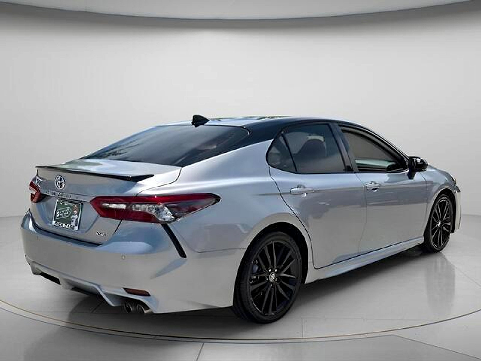 Used 2021 Toyota Camry XSE w/ Navigation Package FWD image 8
