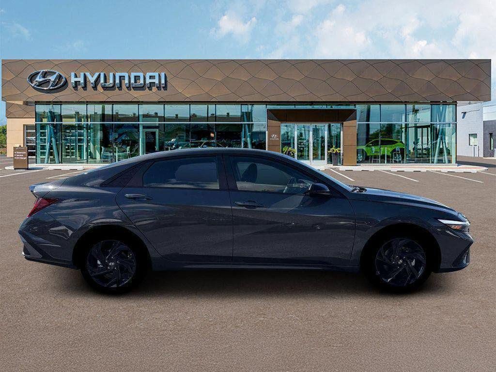 New 2026 Hyundai Elantra SEL w/ Cargo Package FWD image 8