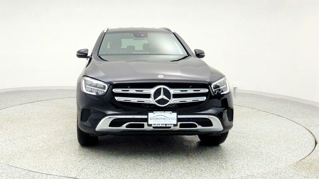 Used 2022 Mercedes-Benz GLC 300 image 2