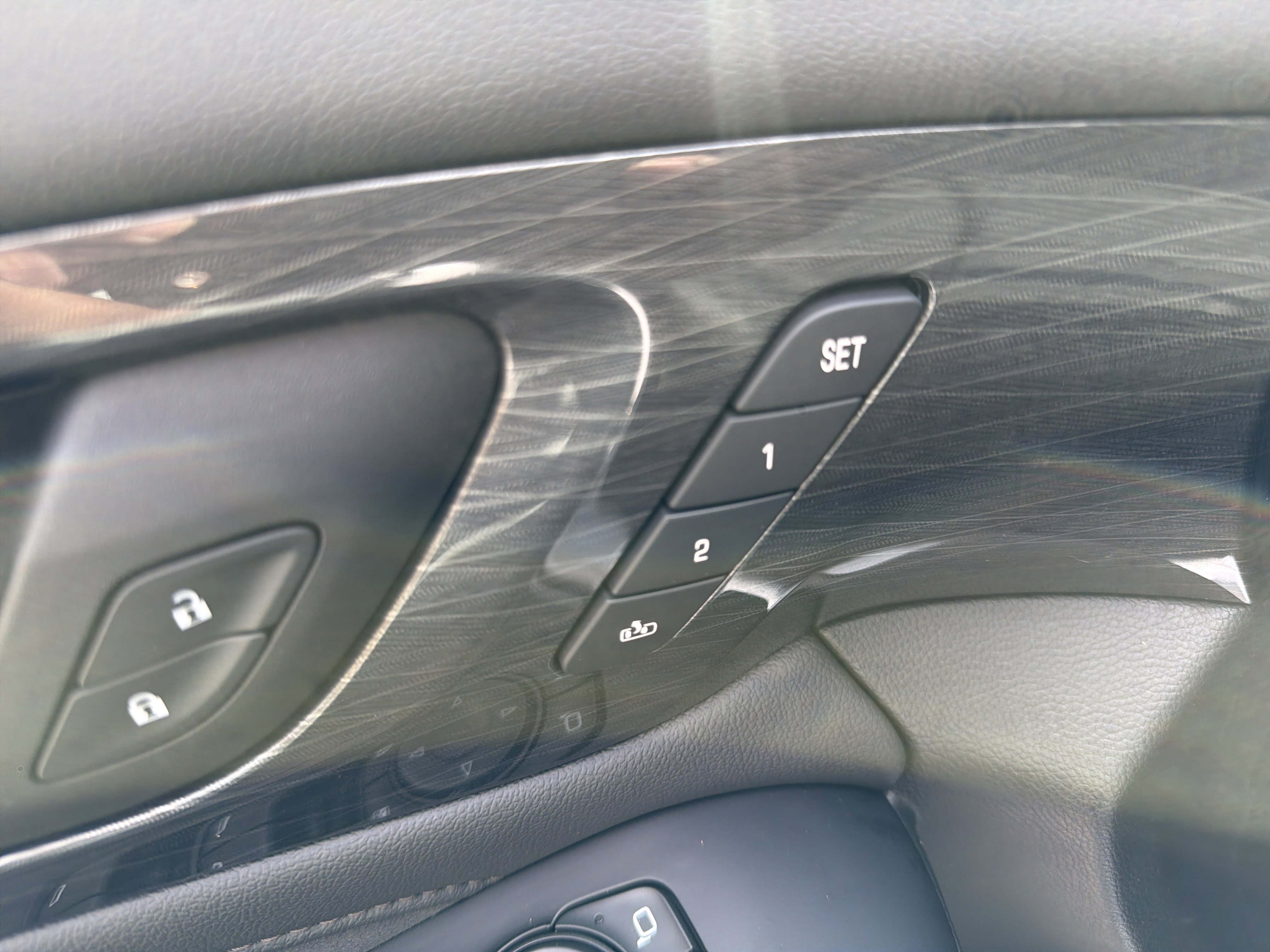 Certified 2023 Chevrolet Traverse High Country image 24