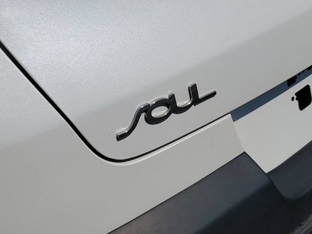 Used 2020 Kia Soul S FWD image 27