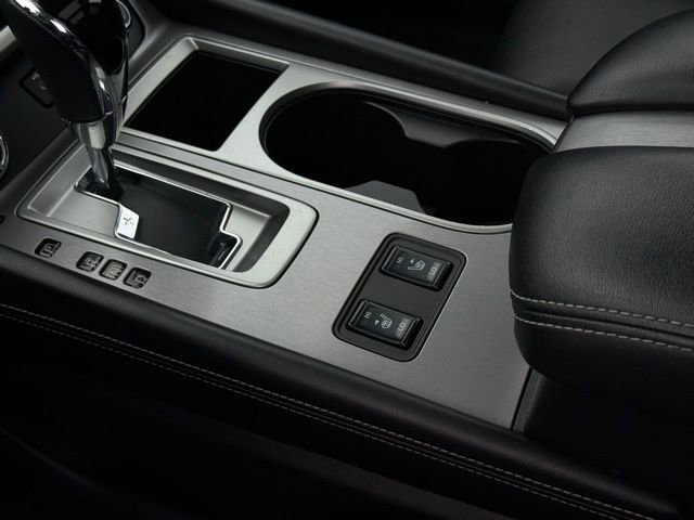 Used 2024 Nissan Murano SL image 32