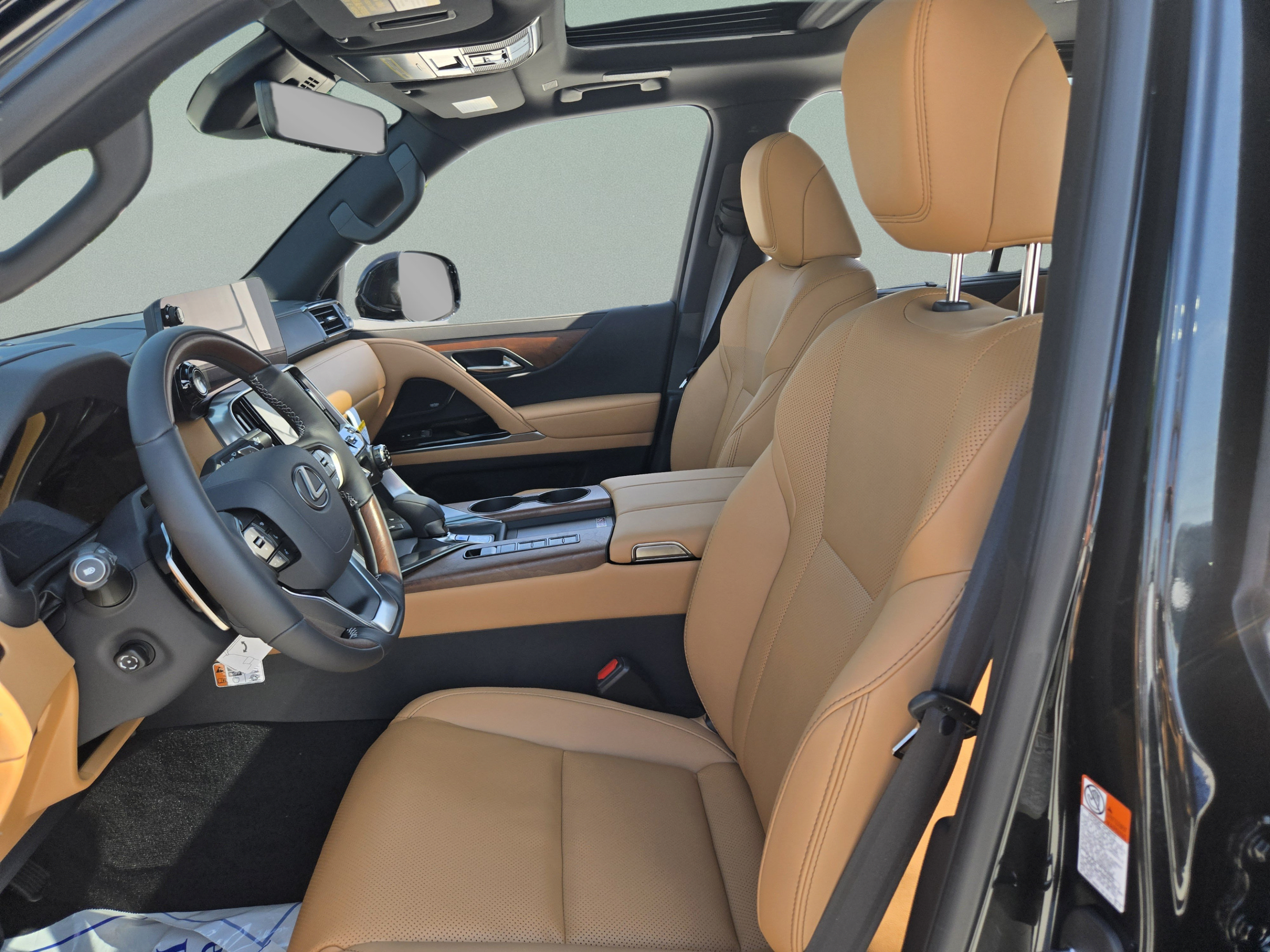New 2026 Lexus LX 700h Luxury AWD/4WD image 12