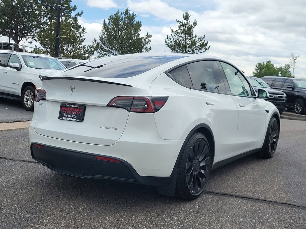 Used 2022 Tesla Model Y Performance AWD/4WD image 4