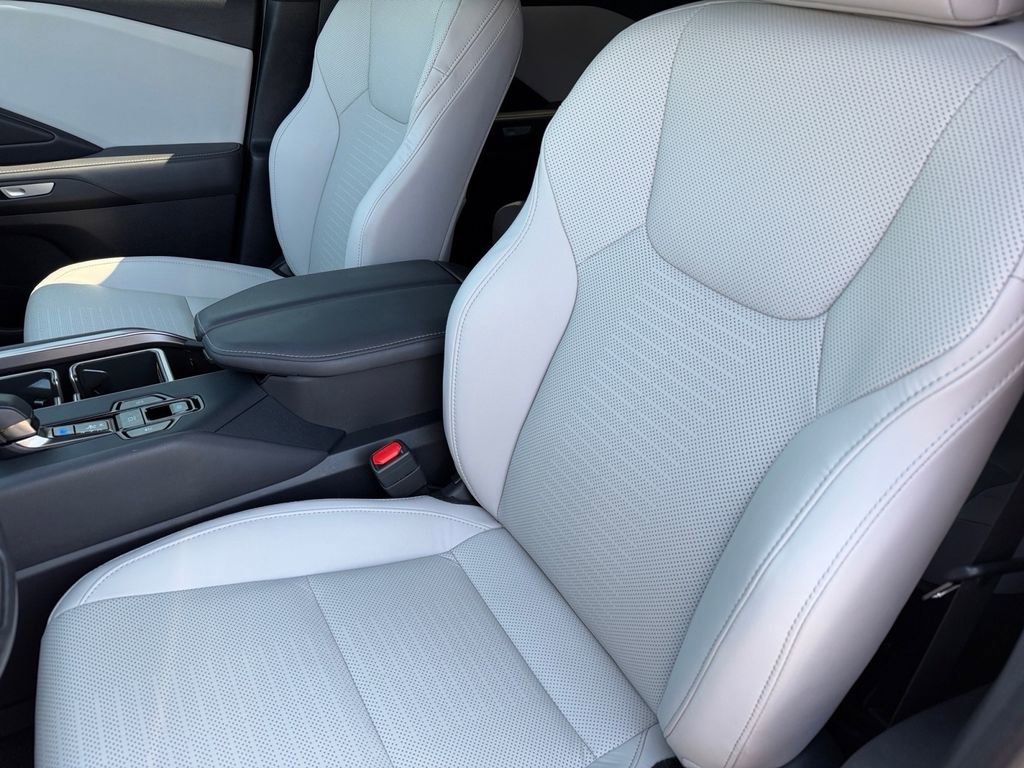 Used 2024 Lexus TX 350 FWD w/ Cold Weather Package image 10