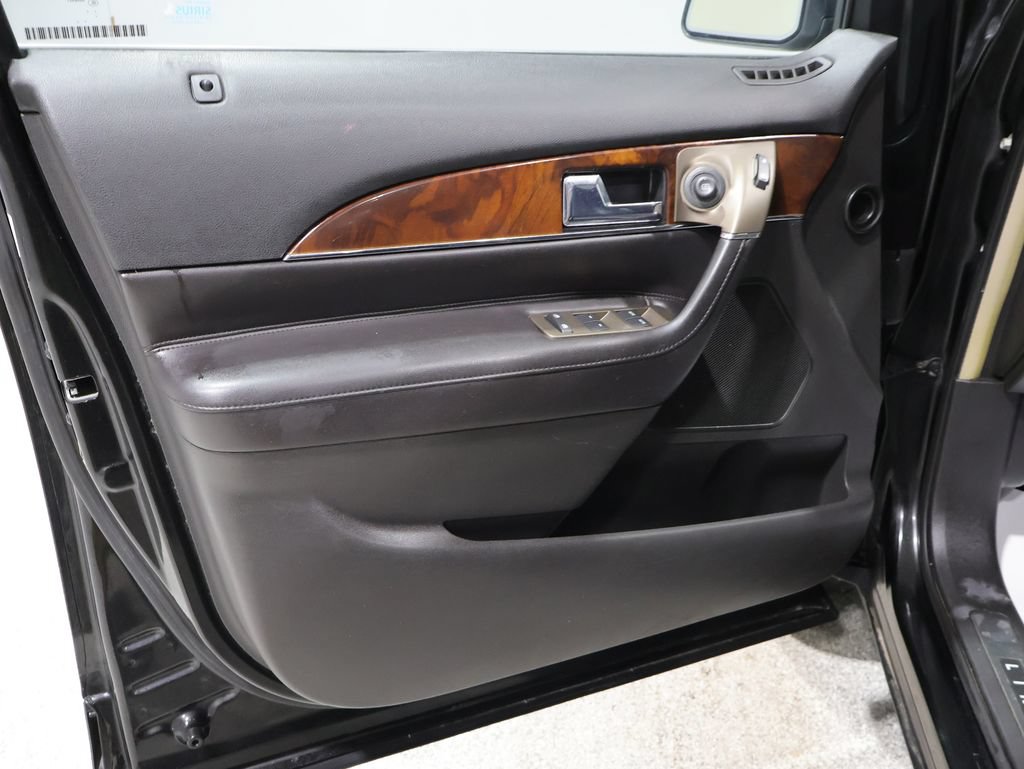 Used 2013 Lincoln MKX AWD image 13