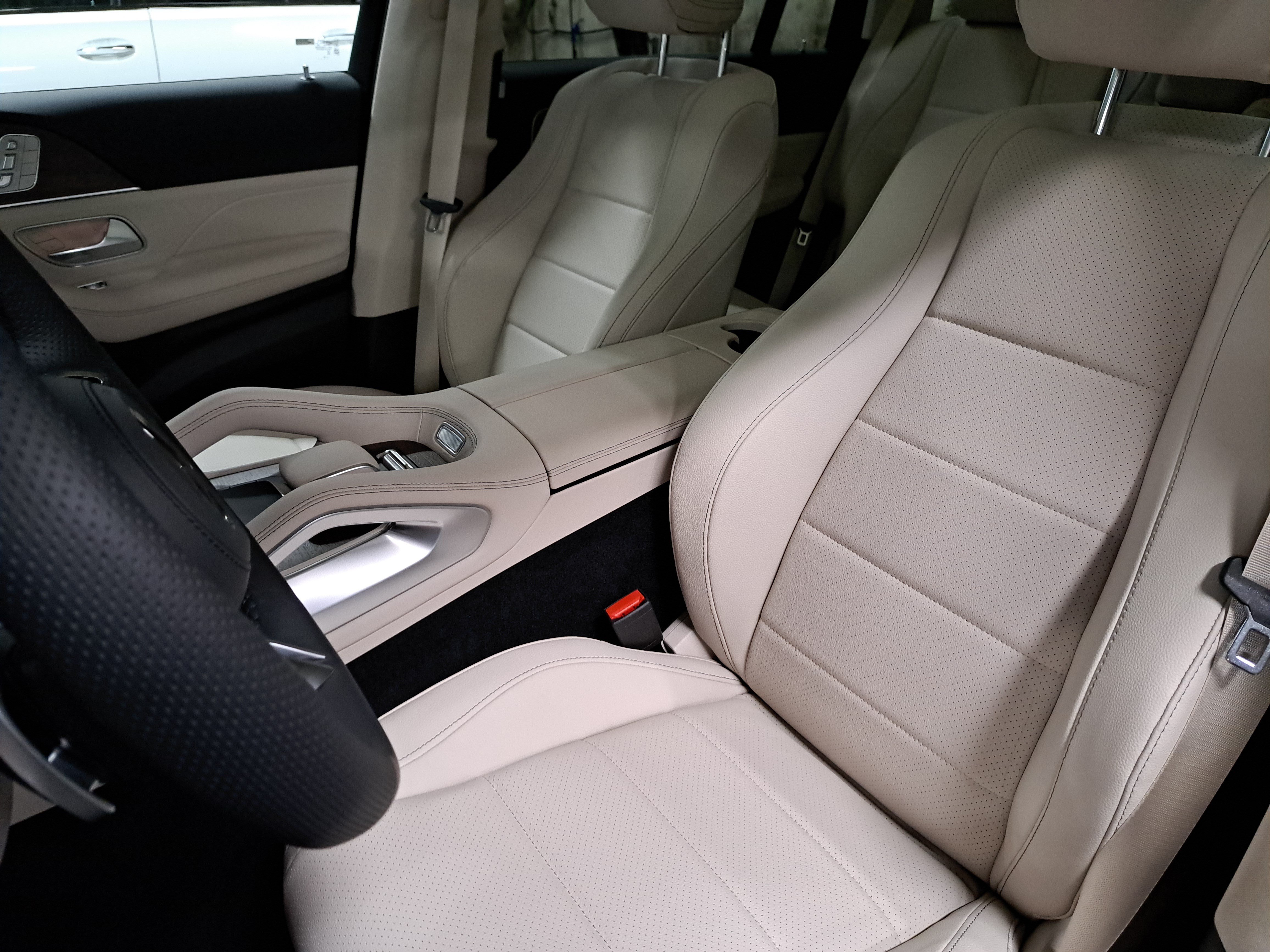 New 2026 Mercedes-Benz GLS 450 4MATIC image 17