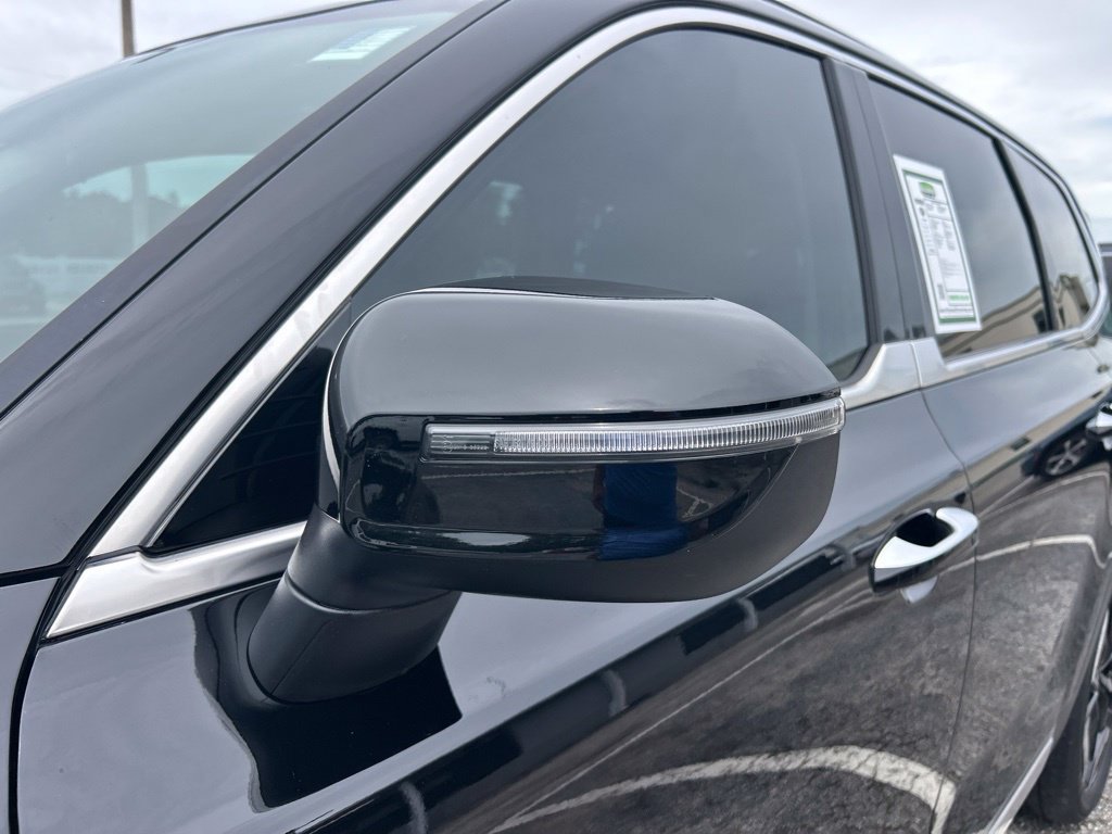 Used 2025 Kia Telluride S FWD image 20