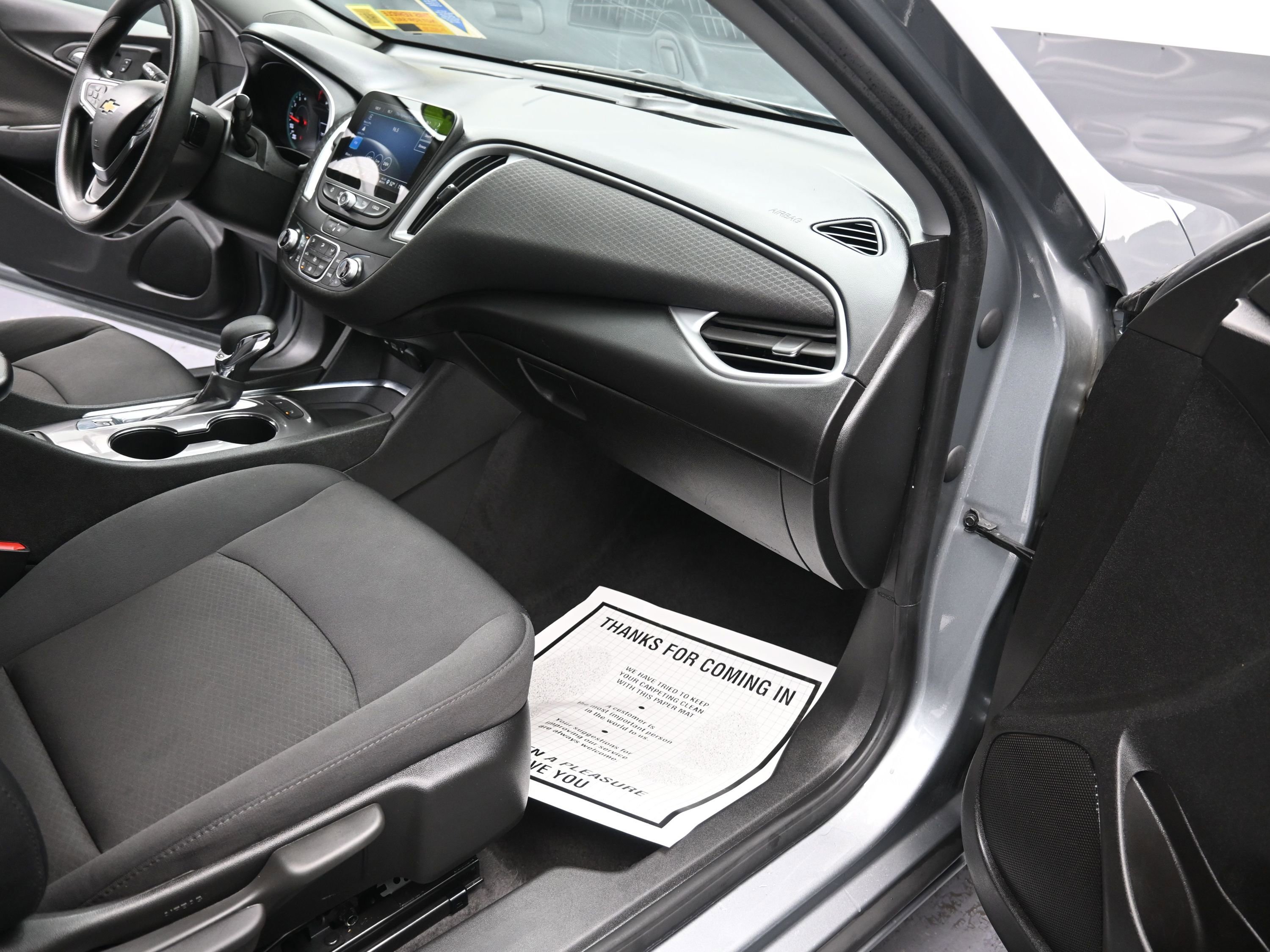 Used 2024 Chevrolet Malibu LT image 29