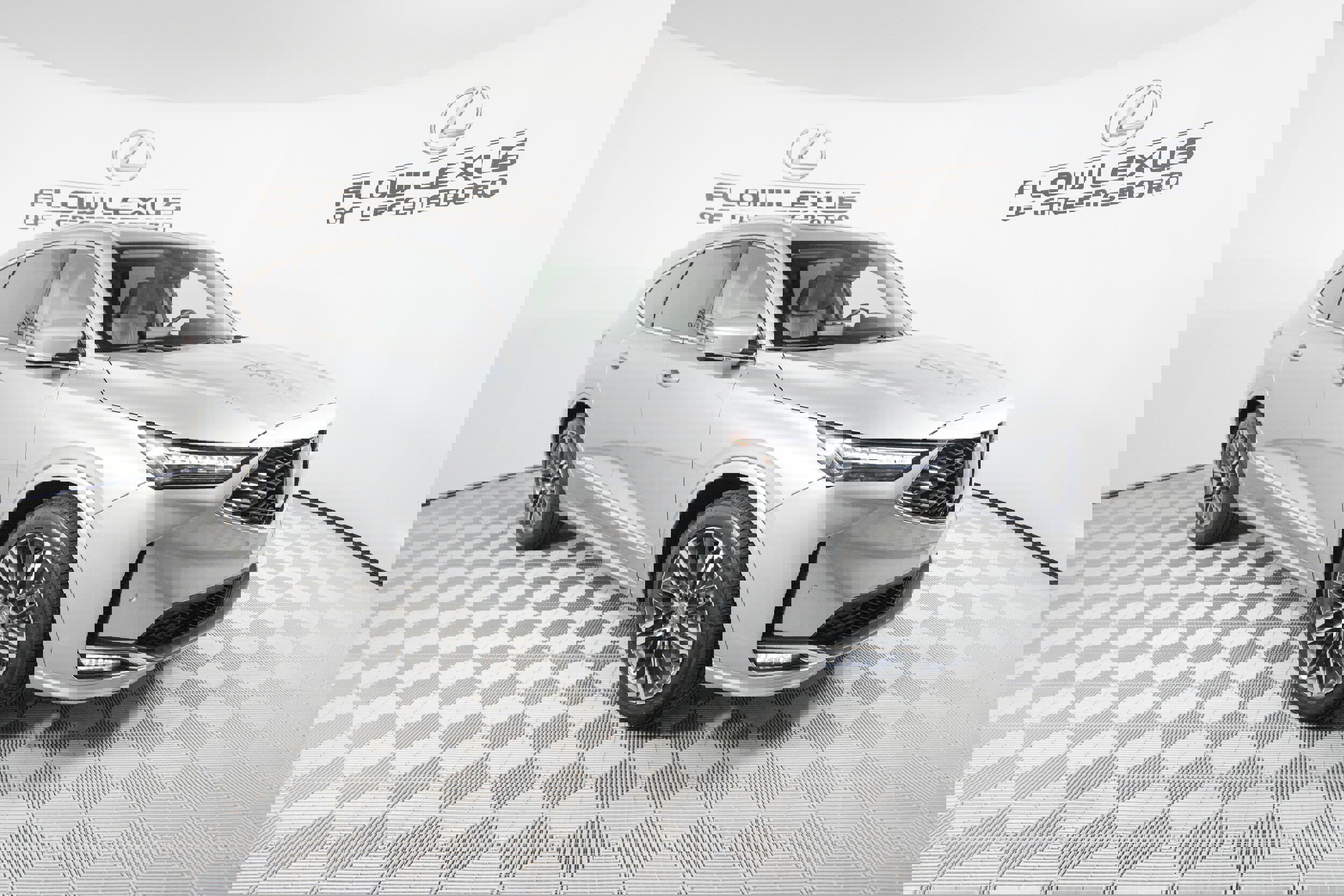 Used 2026 Acura MDX SH-AWD w/ Advance Package image 3