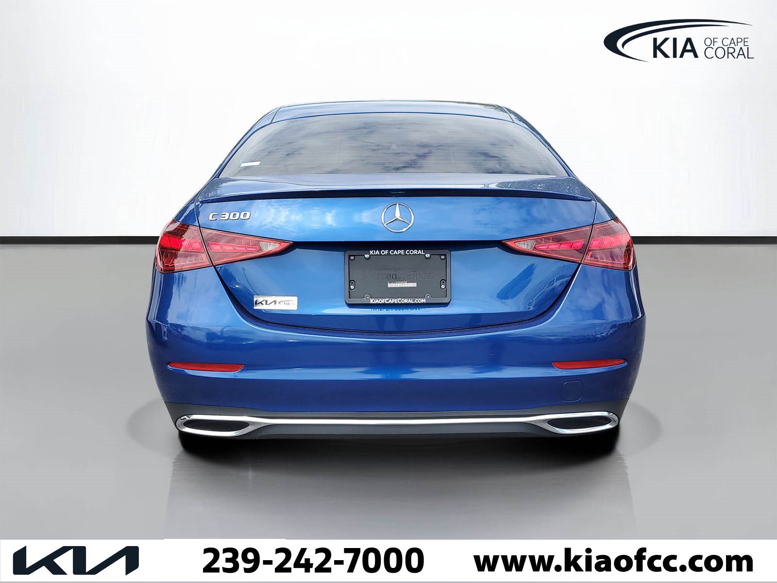 Used 2023 Mercedes-Benz C 300 Sedan image 4
