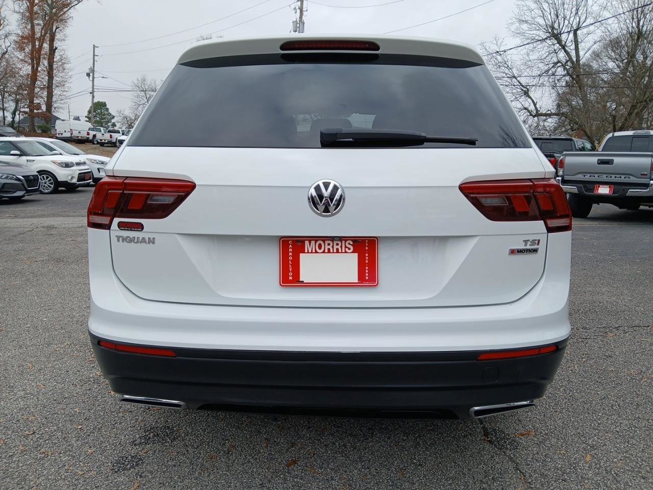 Used 2018 Volkswagen Tiguan S w/ 3rd Row Seat Package AWD/4WD image 7