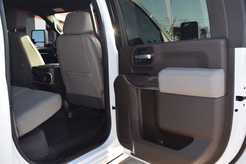 Used 2021 Chevrolet Silverado 2500 LTZ image 12
