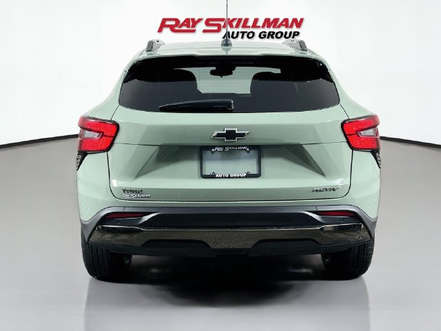 Used 2025 Chevrolet Trax ACTIV w/ Driver Confidence Package FWD image 6