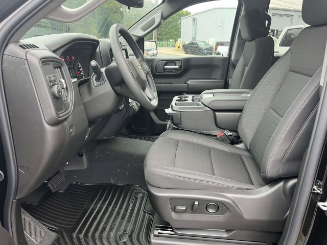 New 2026 Chevrolet Silverado 1500 Custom RWD image 7