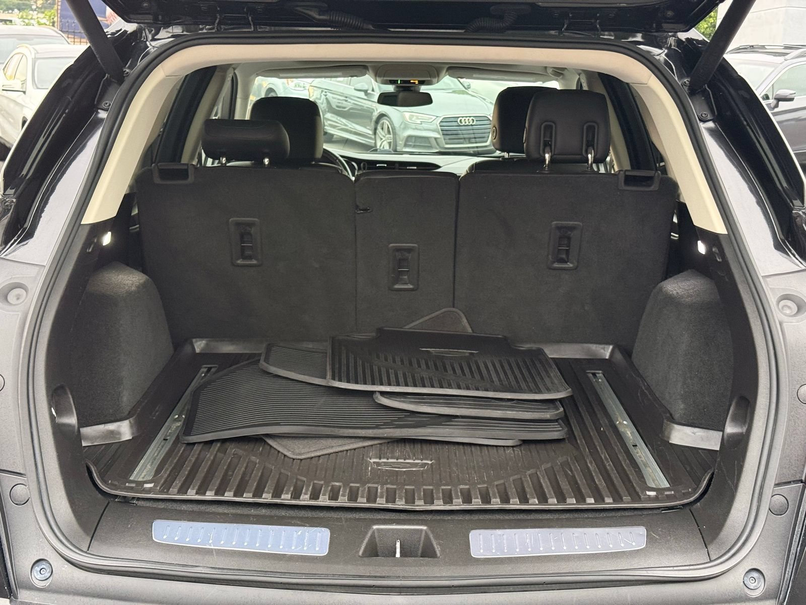 Used 2019 Cadillac XT5 Luxury AWD/4WD image 12