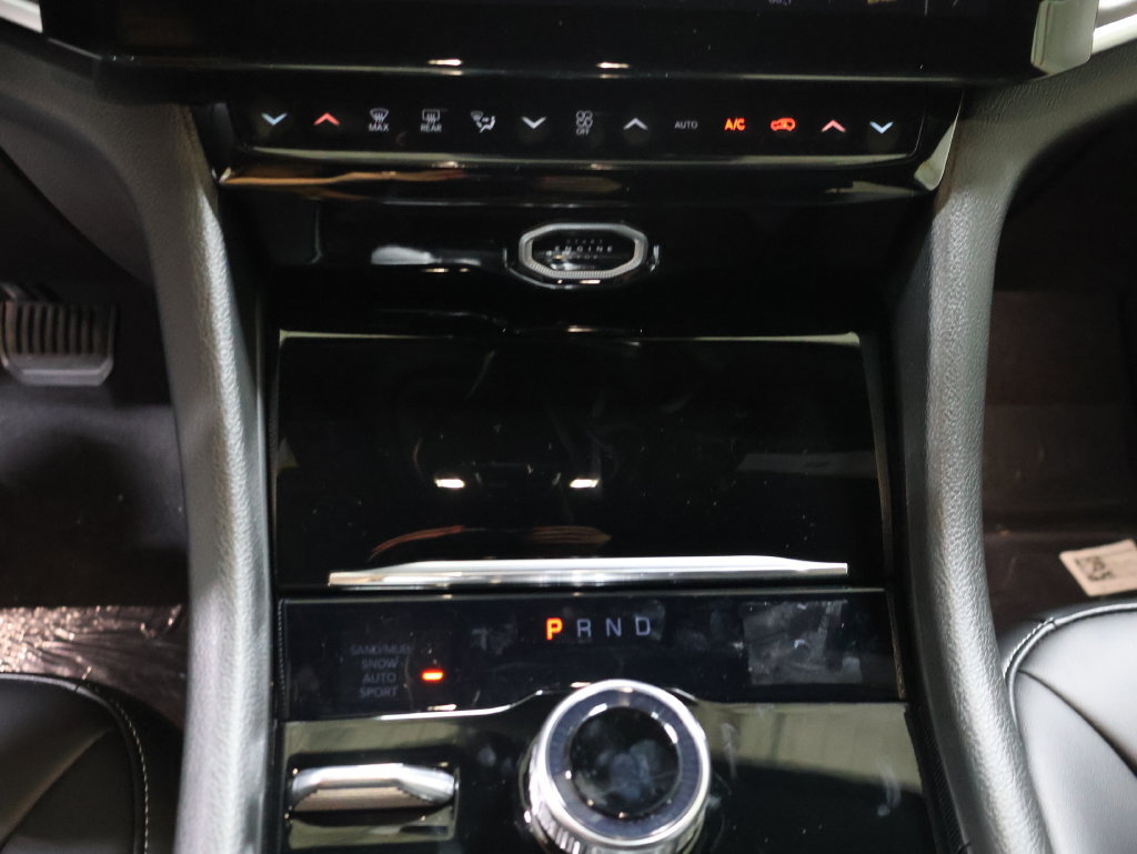 New 2027 Jeep Grand Cherokee Limited AWD/4WD image 22