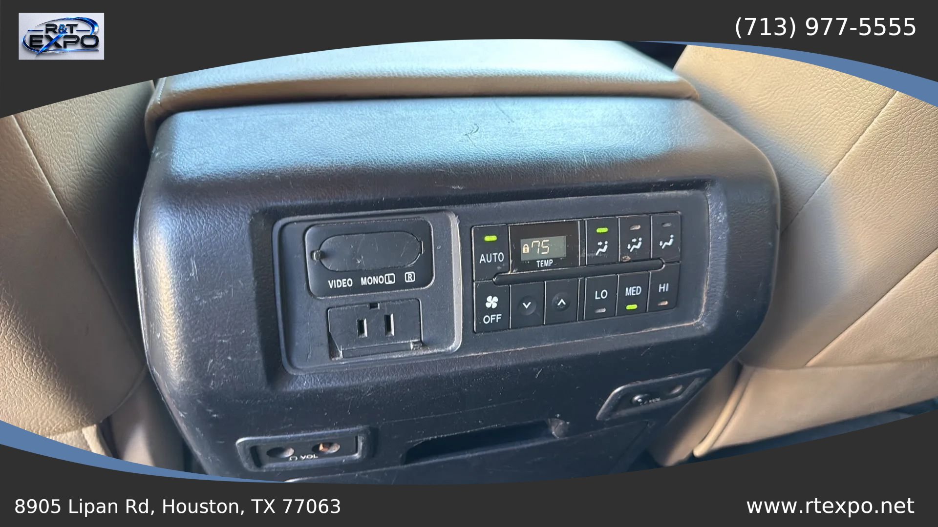 Used 2013 Toyota Sequoia Platinum RWD image 34