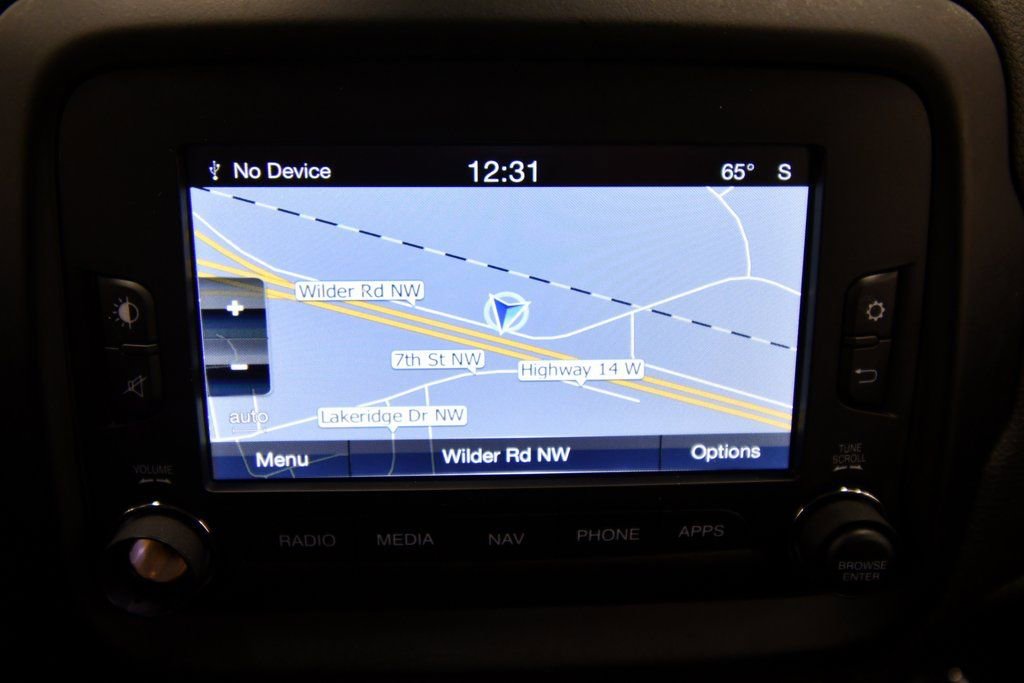 Used 2017 Jeep Renegade Limited image 23