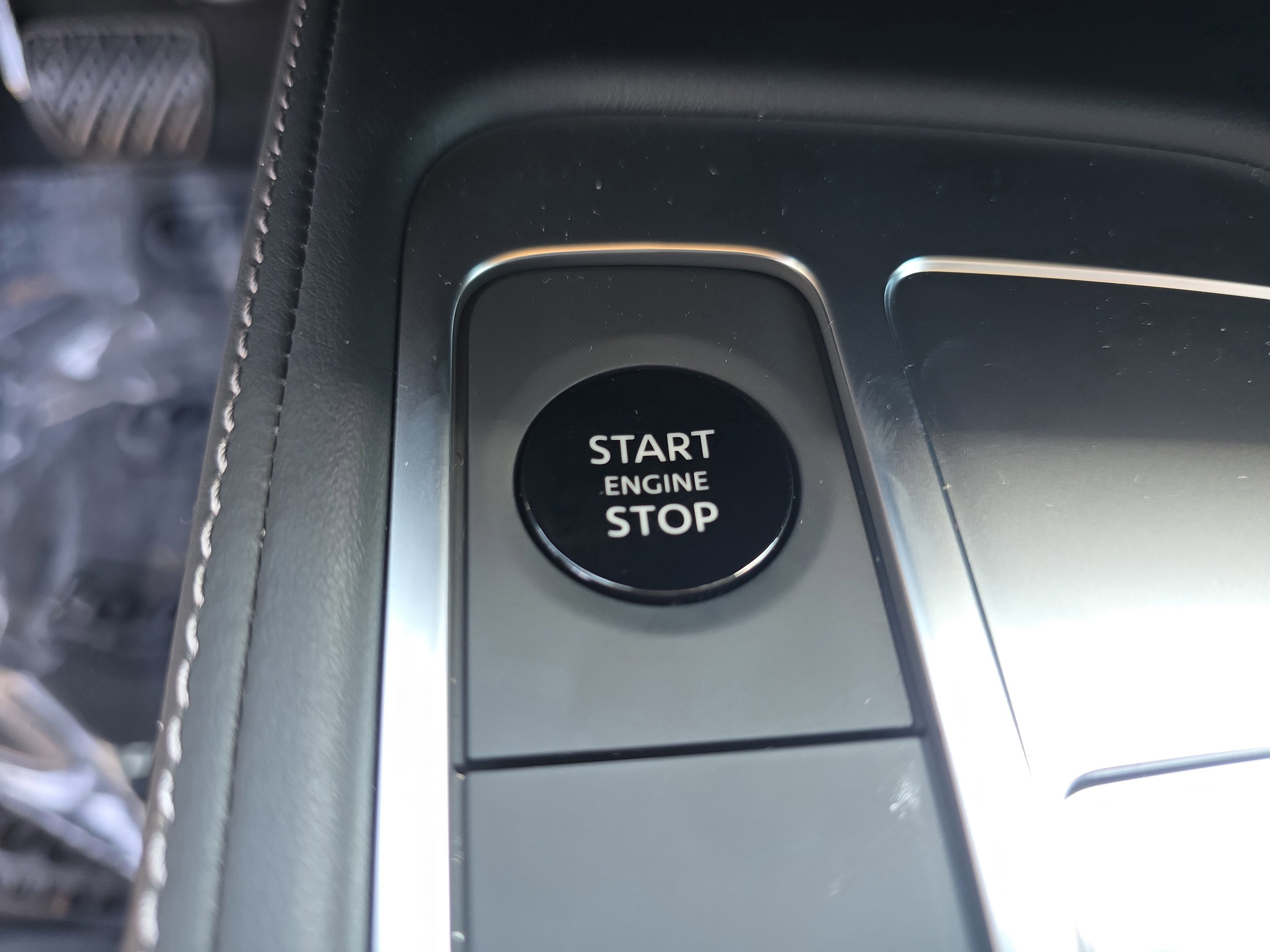 New 2026 INFINITI QX60 Luxe w/ Cargo Package image 25