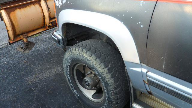 Used 1992 Chevrolet Silverado 2500 4x4 Regular Cab image 18