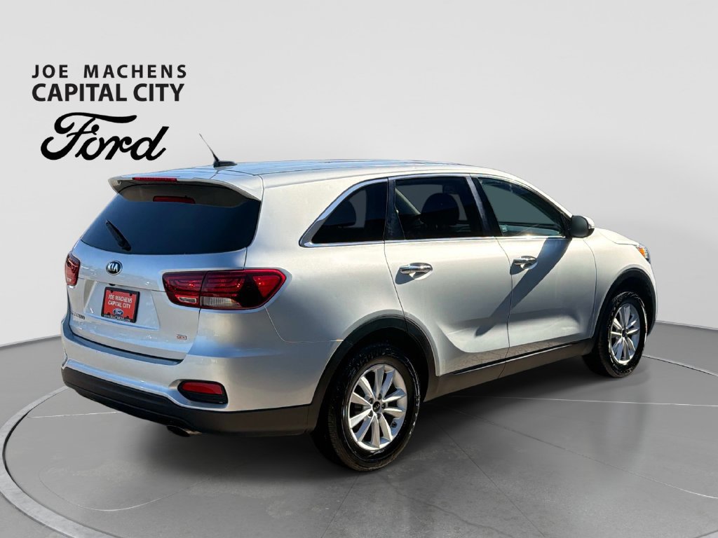 Used 2020 Kia Sorento L FWD image 5