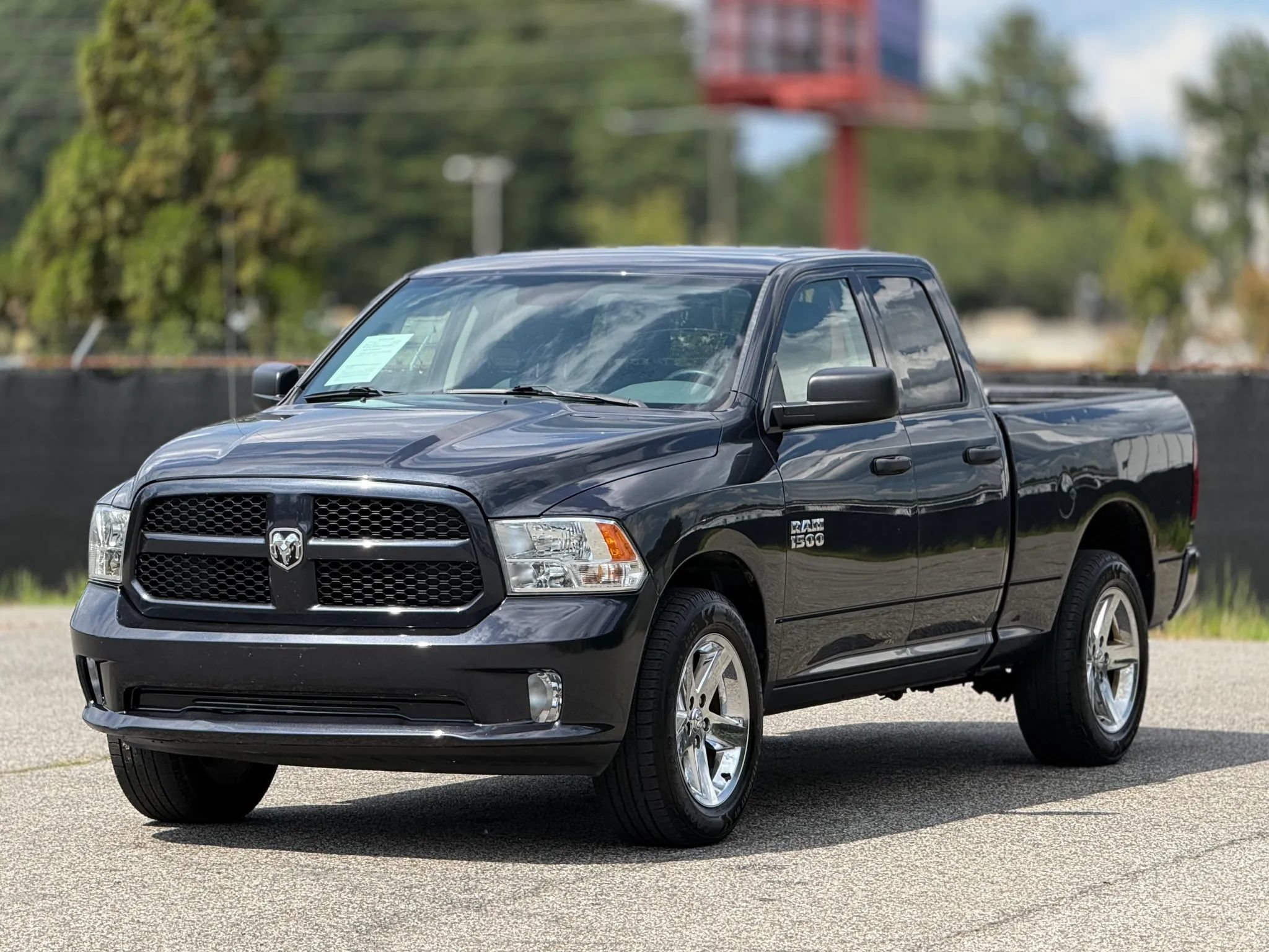 Used 2017 RAM 1500 Express AWD/4WD image 6
