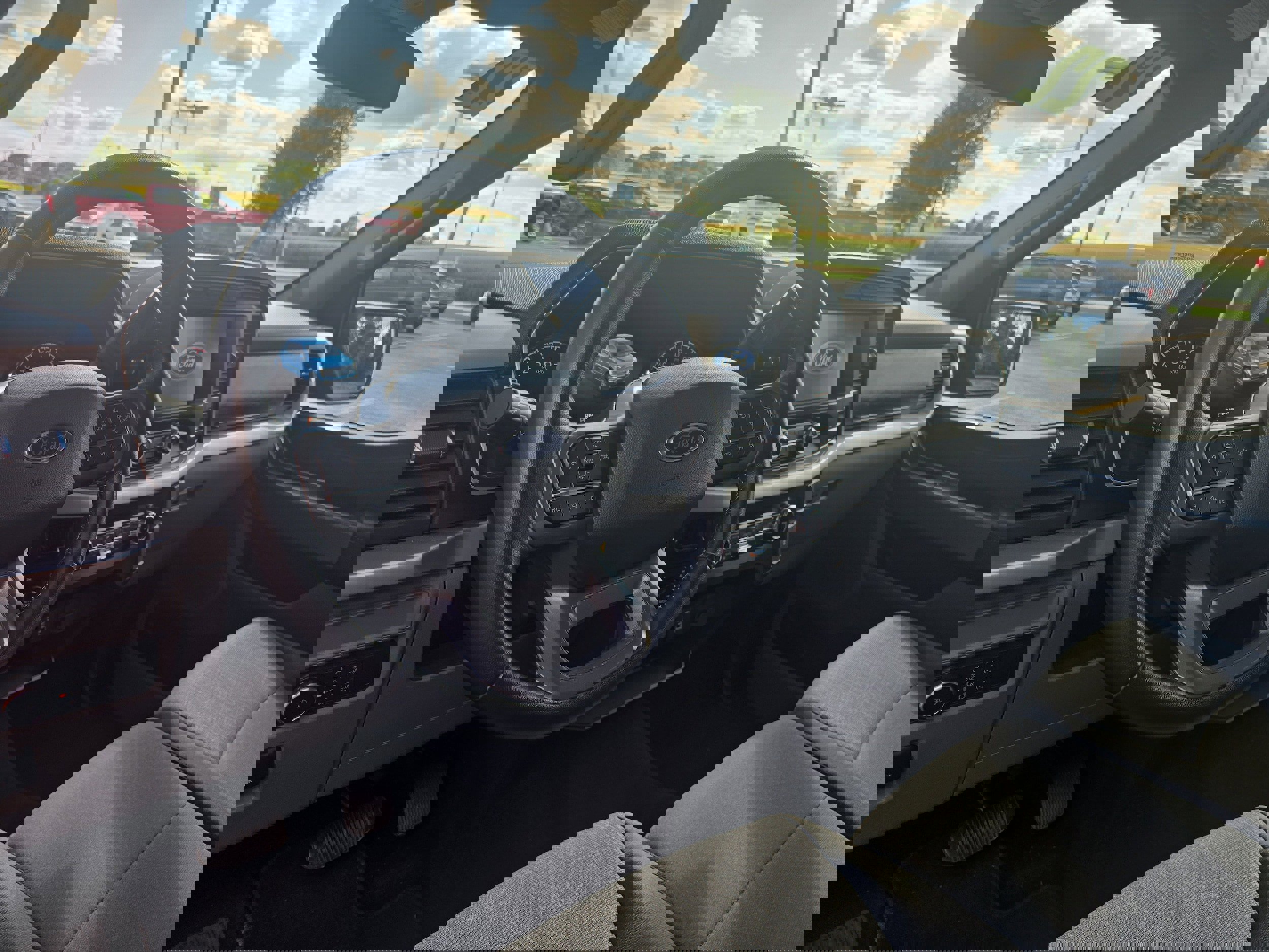 Used 2022 Ford F150 XLT w/ Equipment Group 301A Mid image 9