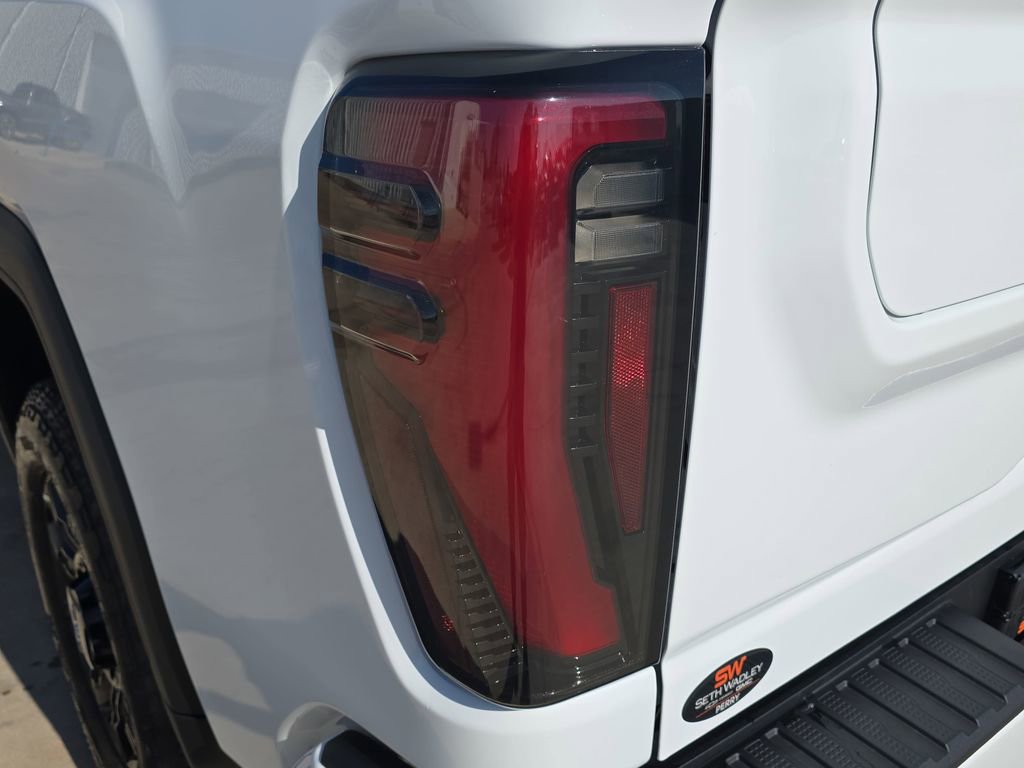New 2026 GMC Sierra 2500 AT4 w/ AT4 Premium Plus Package AWD/4WD image 35