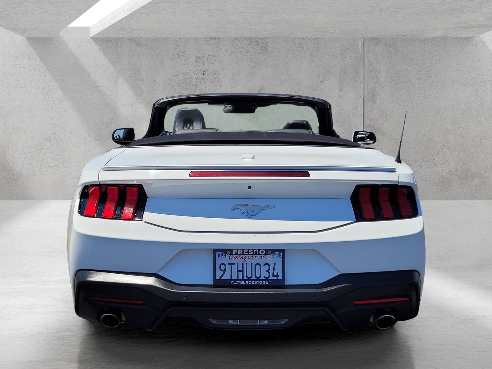 Used 2025 Ford Mustang Premium RWD image 6