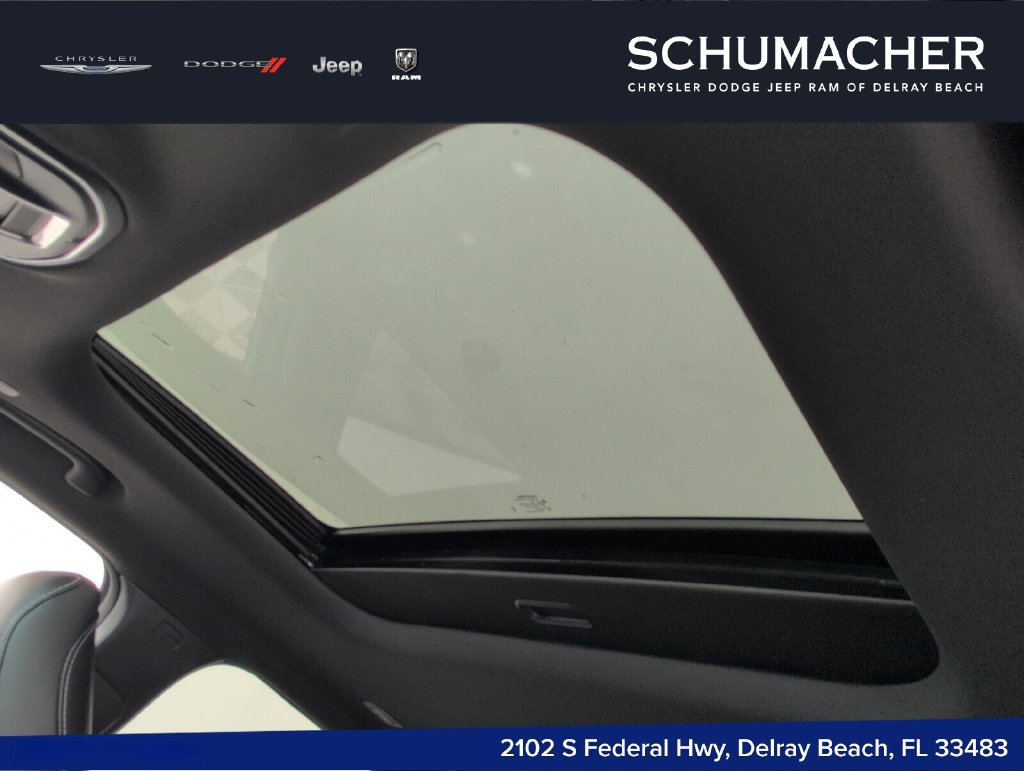 New 2025 Jeep Grand Cherokee L Laredo RWD image 10