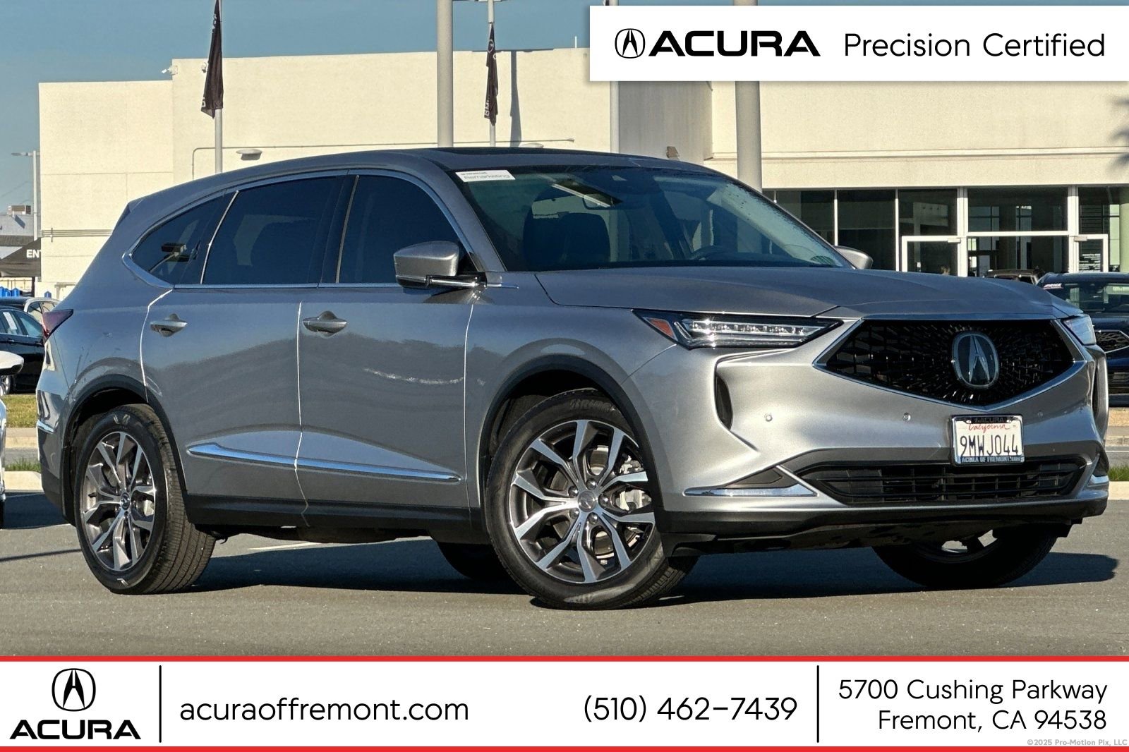 Used 2024 Acura MDX FWD w/ Technology Package image 1