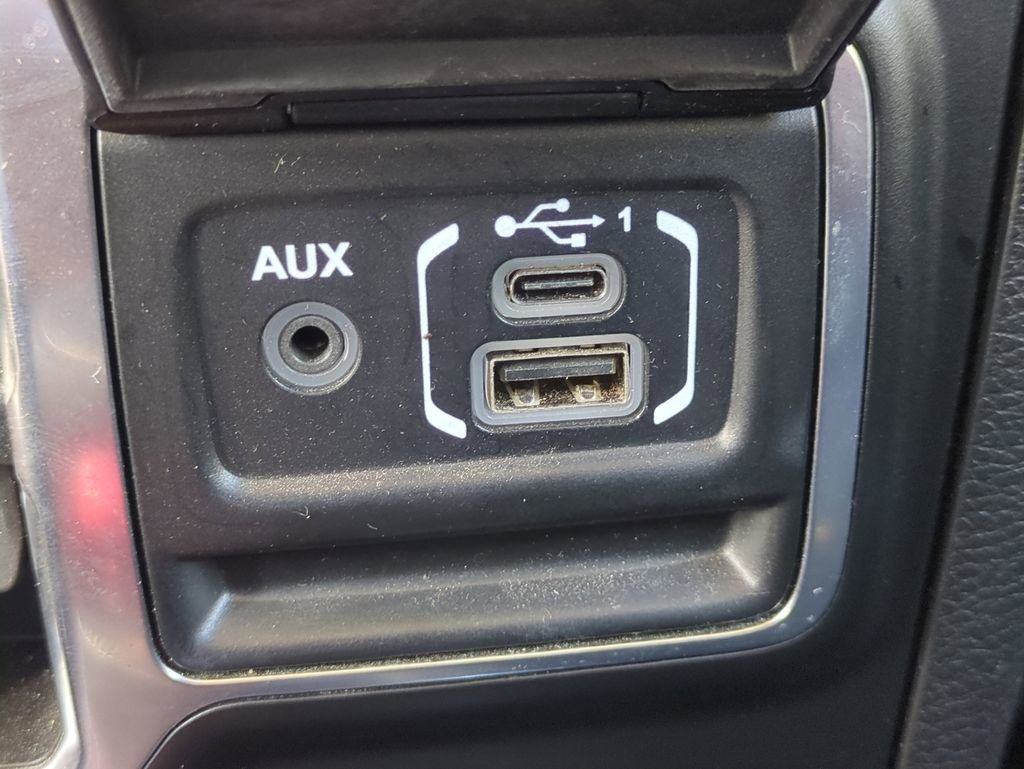 Used 2020 Jeep Gladiator Sport w/ Quick Order Package 24S image 26