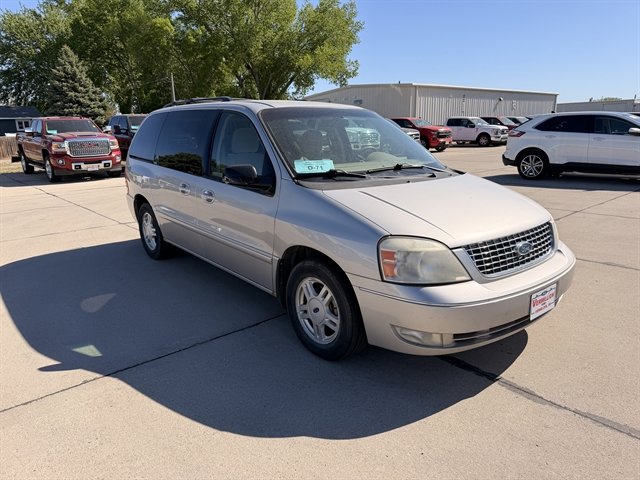 Used 2005 Ford Freestar SEL FWD image 1