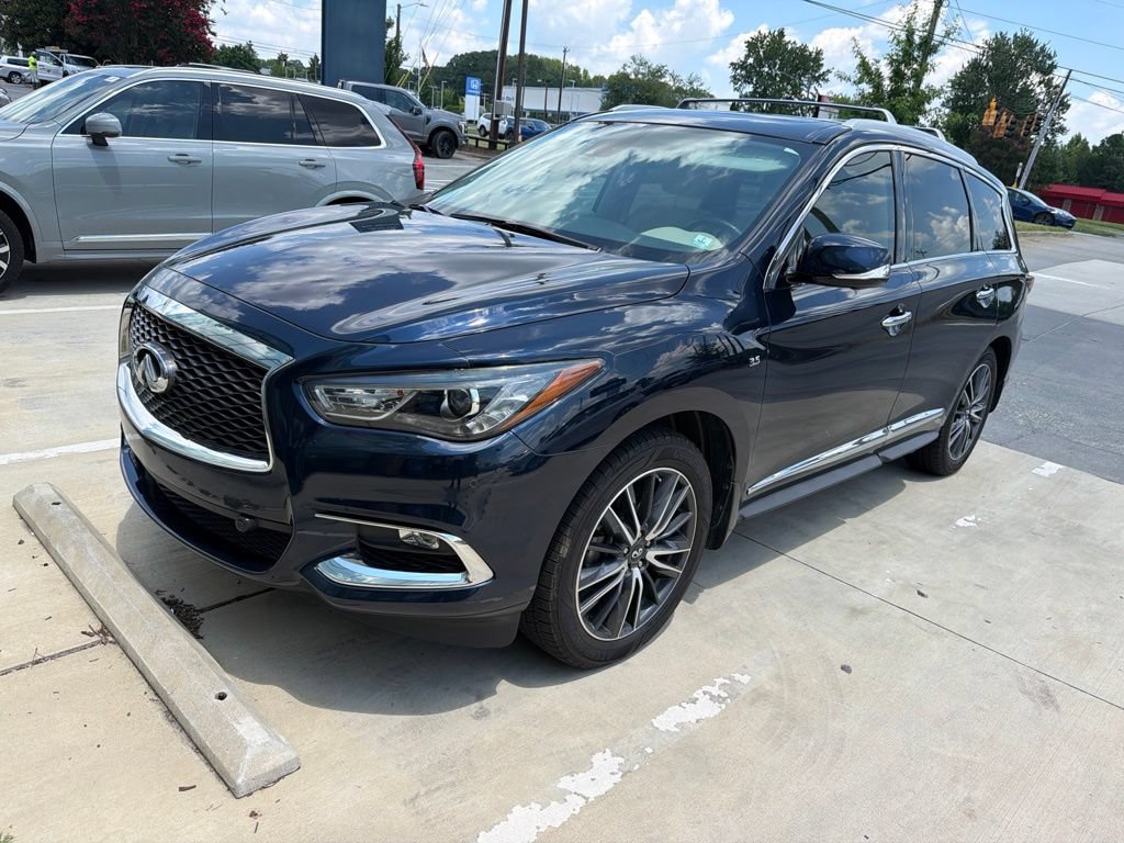Used 2018 INFINITI QX60 FWD w/ Deluxe Technology Package image 3