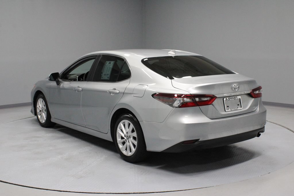 Used 2024 Toyota Camry LE FWD image 8