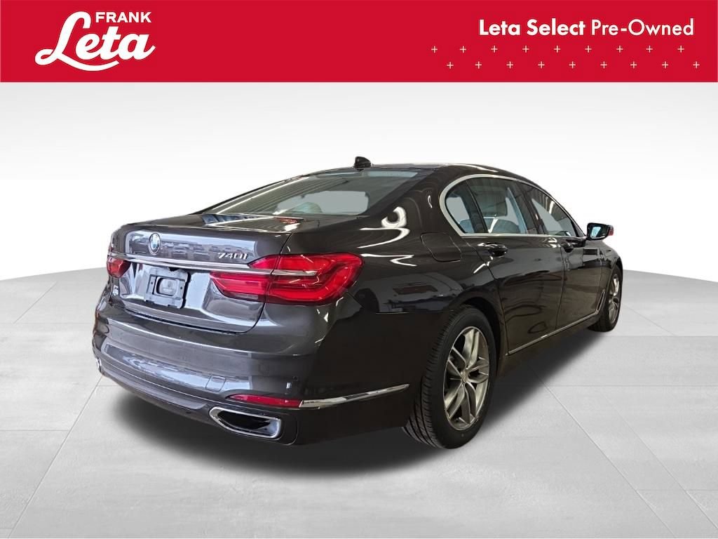 Used 2017 BMW 740i xDrive image 6