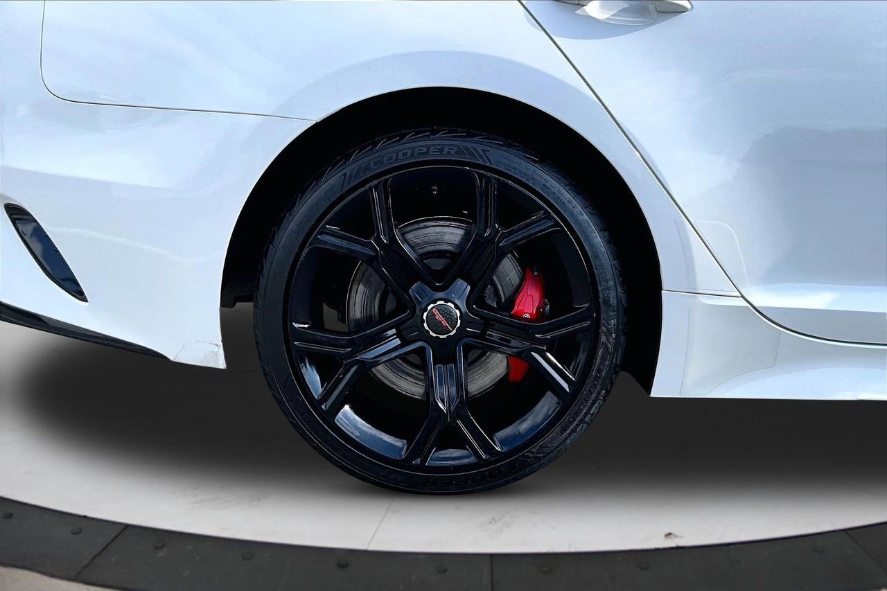 Used 2021 Kia Stinger GT RWD image 35