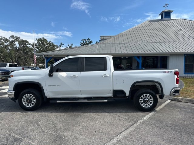 Used 2024 Chevrolet Silverado 2500 LT image 38