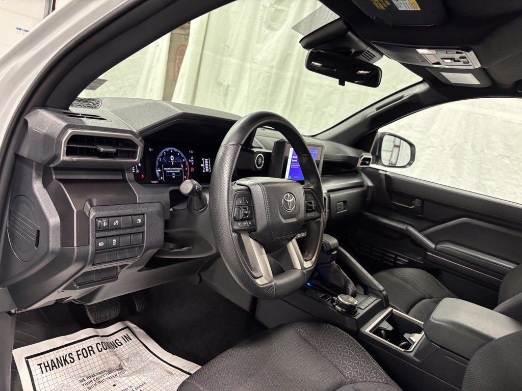 Used 2026 Toyota 4Runner SR5 AWD/4WD image 14