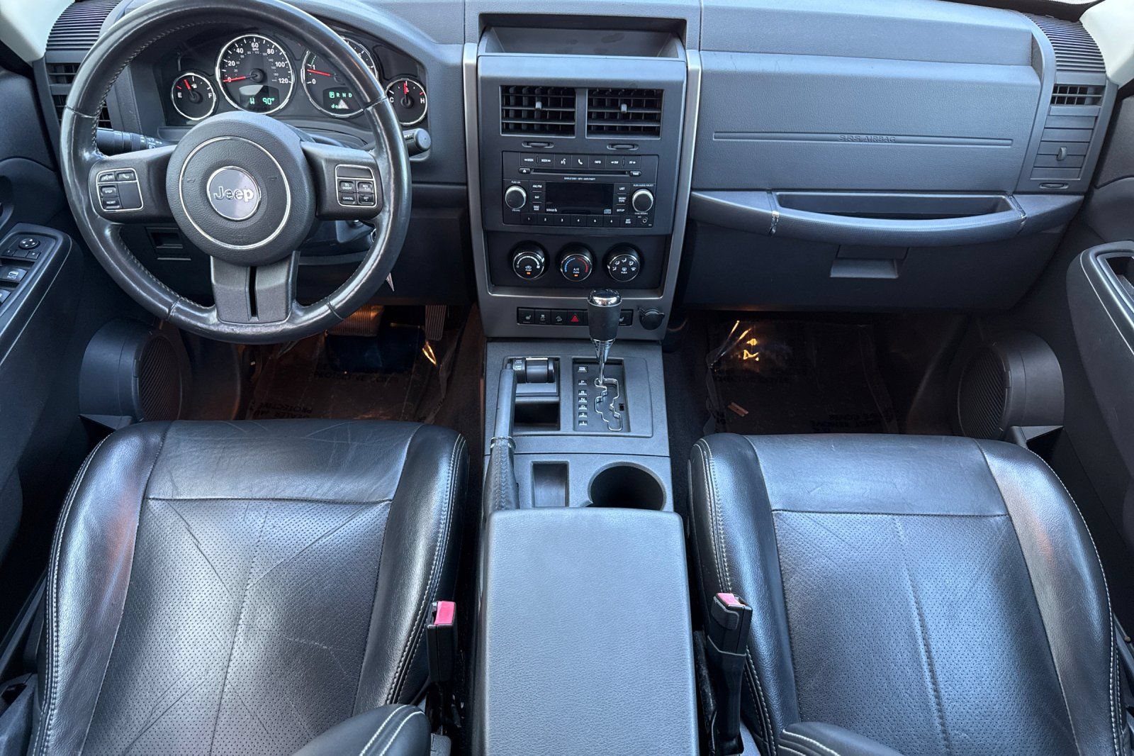 Used 2012 Jeep Liberty Sport AWD/4WD image 13