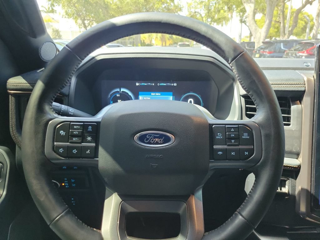 Used 2023 Ford F150 Lightning Lariat AWD/4WD image 21