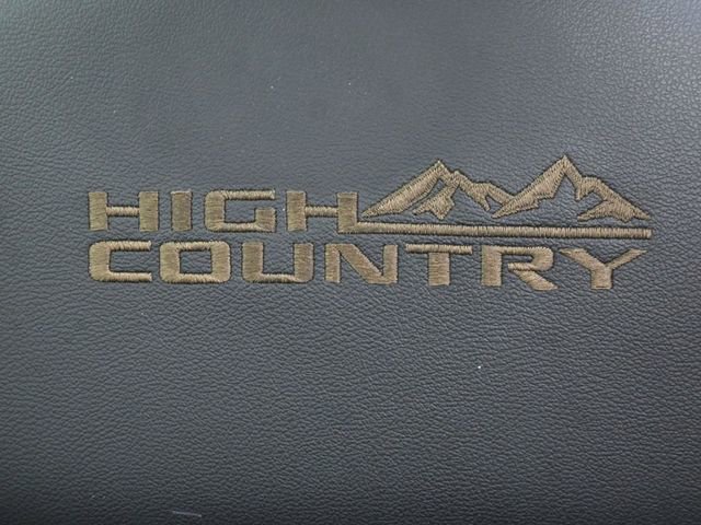 Used 2022 Chevrolet Tahoe High Country AWD/4WD image 36