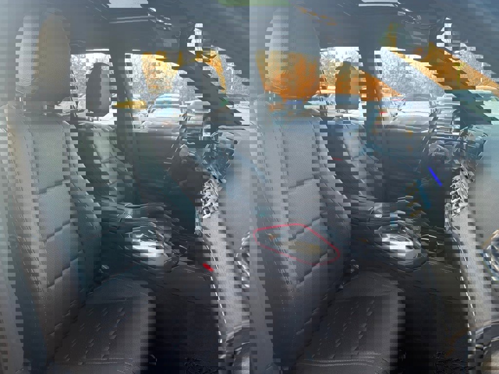 Certified 2020 Mercedes-Benz GLE 350 4MATIC image 33