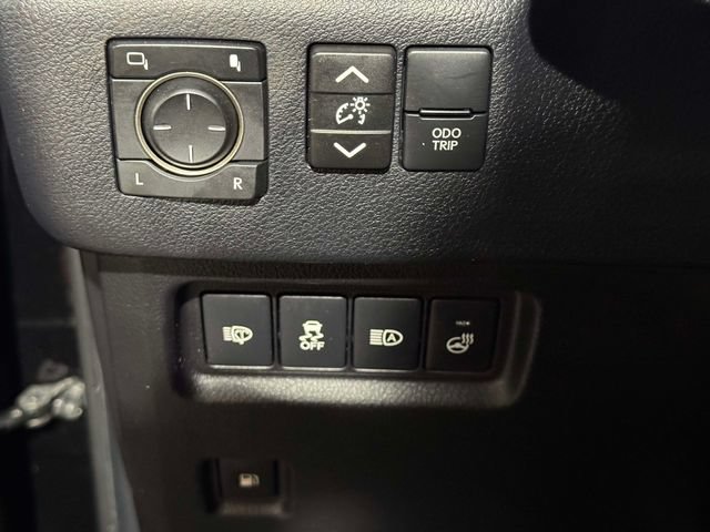 Certified 2023 Lexus GX 460 Premium w/ Premium Package AWD/4WD image 26