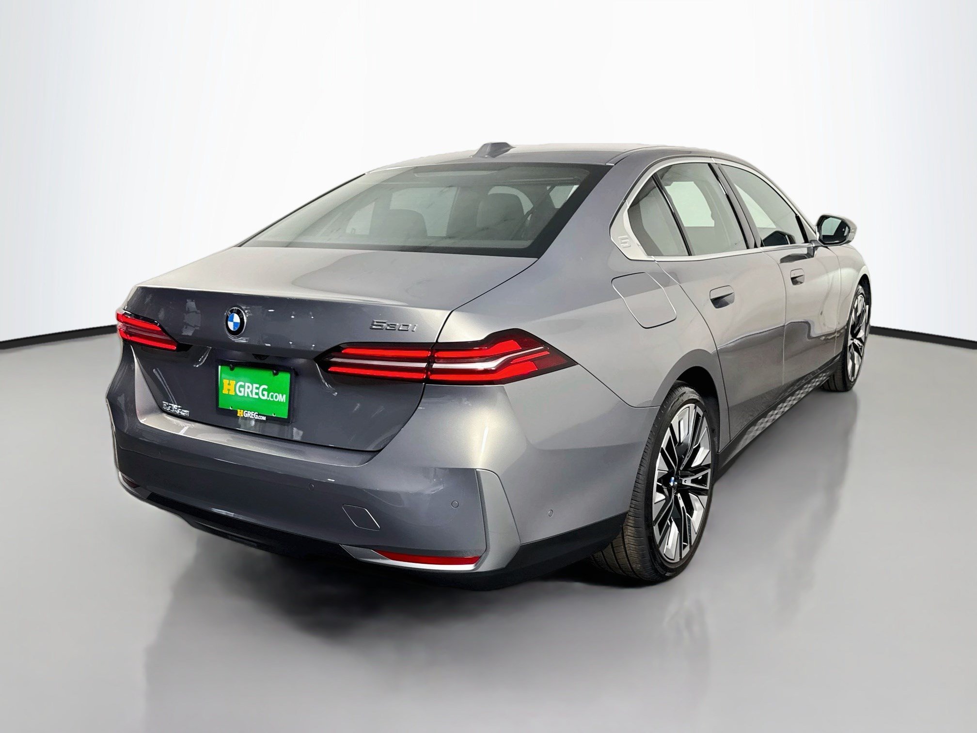 Used 2026 BMW 530i RWD image 10