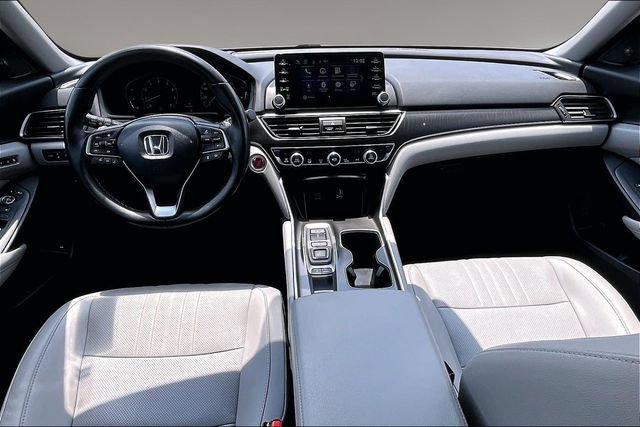 Used 2020 Honda Accord Touring image 7