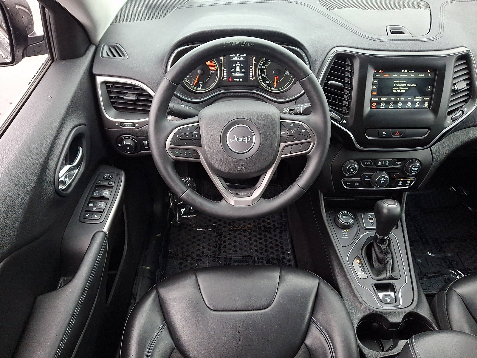 Used 2020 Jeep Cherokee Latitude Plus w/ Cold Weather Group image 11