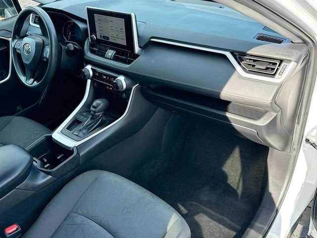 Used 2024 Toyota RAV4 XLE image 27