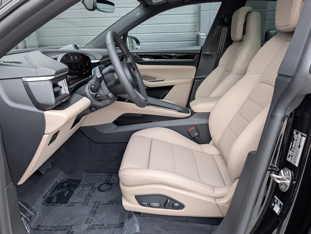 New 2026 Porsche Macan Electric RWD image 12